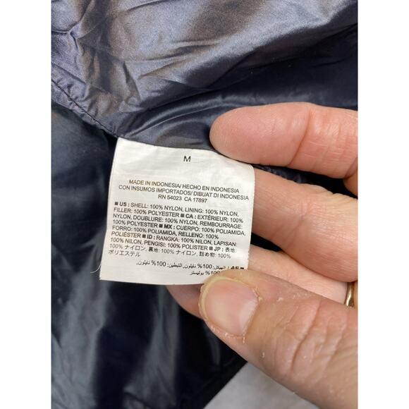 Old Navy Active Vest Womens M Black Hooded Full Zip Pockets Quilted Lightweight - Picture 10 of 11